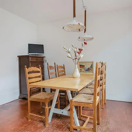 Voorstraat-havenzicht 2de Homestay *