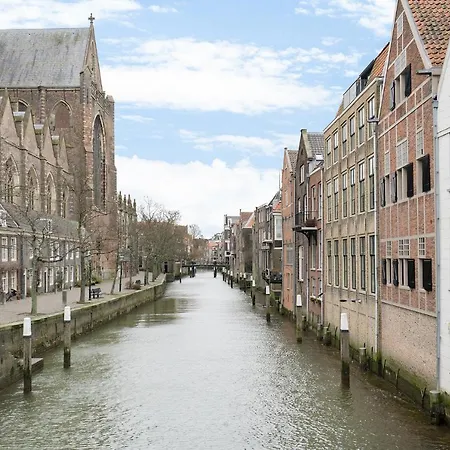 Voorstraat-havenzicht 2de Homestay *